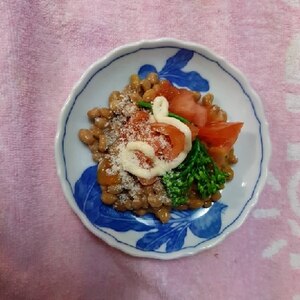 納豆アレンジ レタス&トマト&茎ブロッコリー